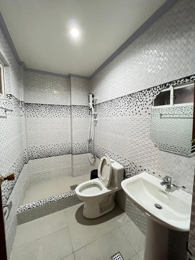 La Elliana Hotel & Restaurant, Inc. لواوْغ المظهر الخارجي الصورة